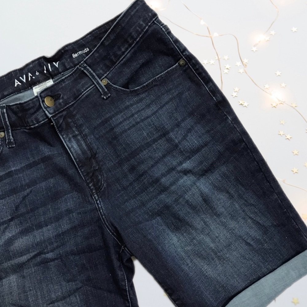 Ava & Viv Dark Blue Cuffed Hem Denim Shorts 16W
